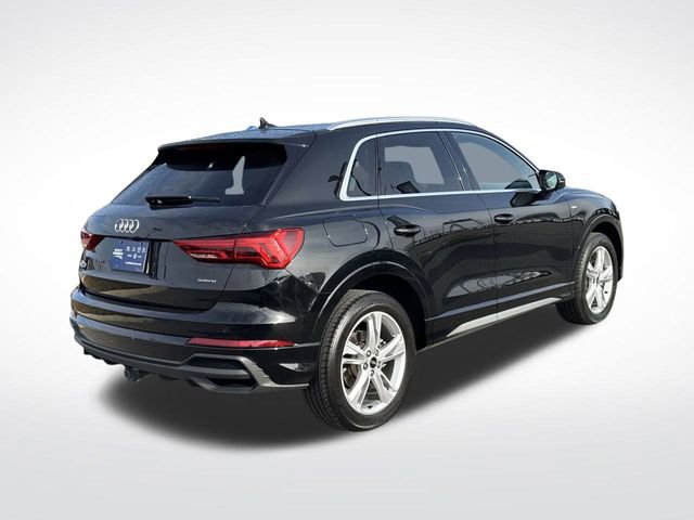 Used 2022 Audi Q3 2.0T Premium Plus w/ Premium Plus Package image 5