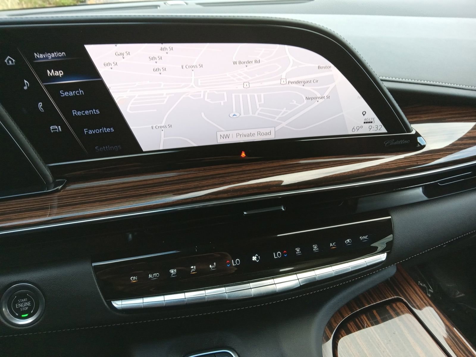 Used 2021 Cadillac Escalade ESV Luxury image 14