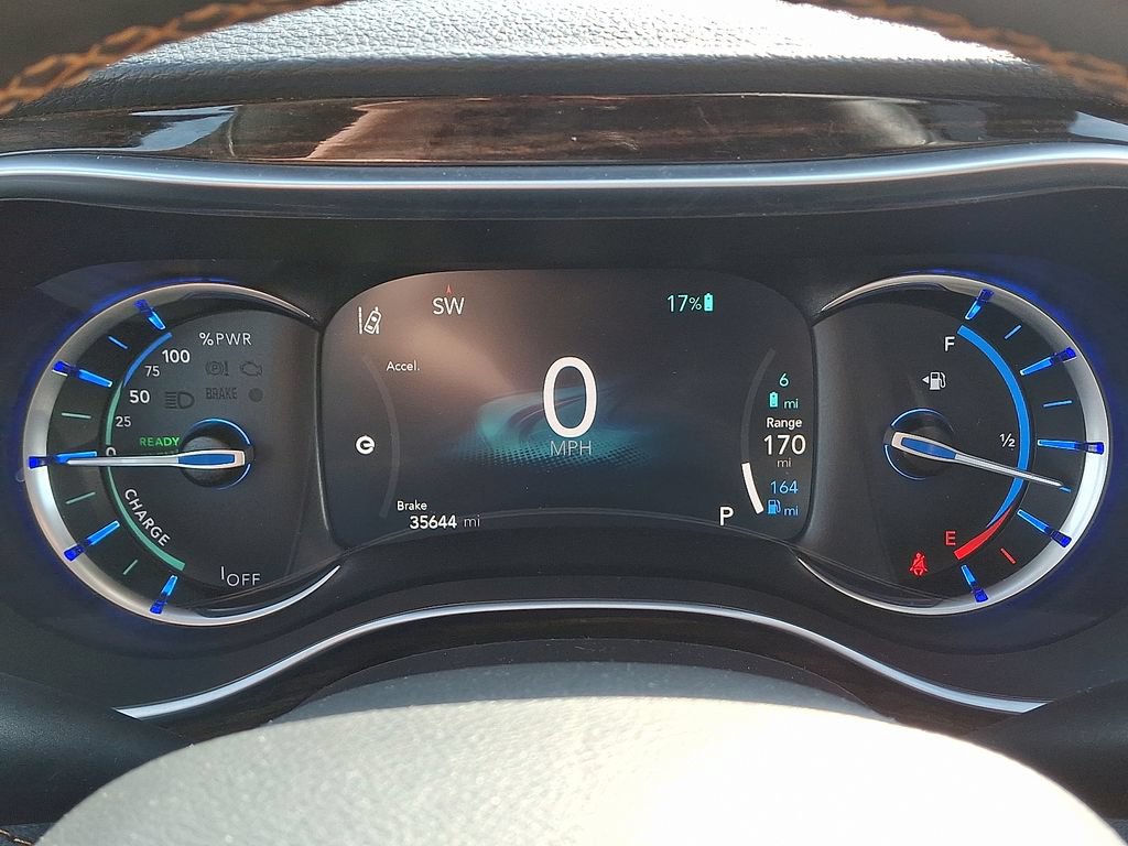 Used 2022 Chrysler Pacifica Pinnacle FWD image 22