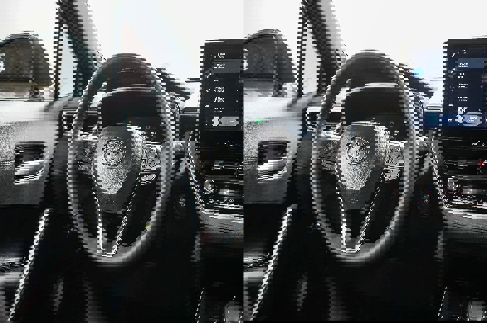 Certified 2026 Toyota Corolla Cross XSE w/ Convenience Package image 15