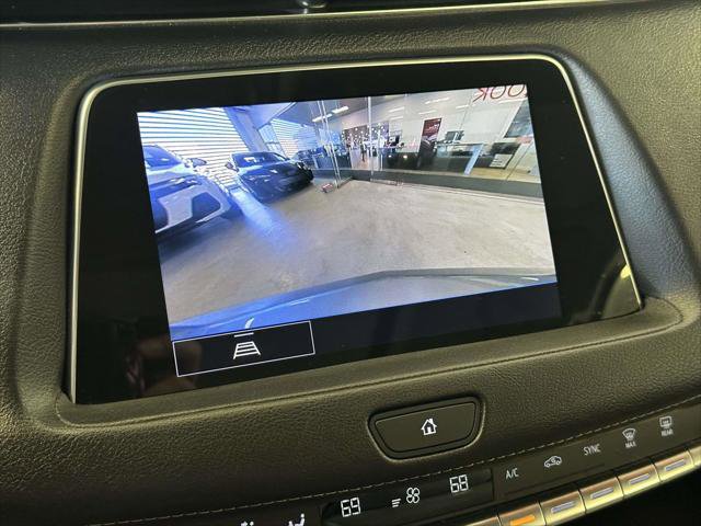 Used 2023 Cadillac XT4 Luxury w/ Cold Weather Package image 33