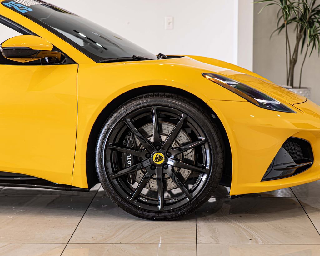 Used 2025 Lotus Emira RWD image 10