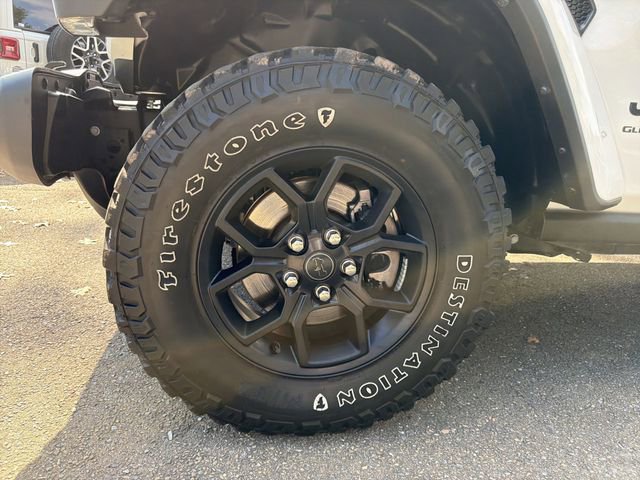 Used 2024 Jeep Gladiator Sport image 11