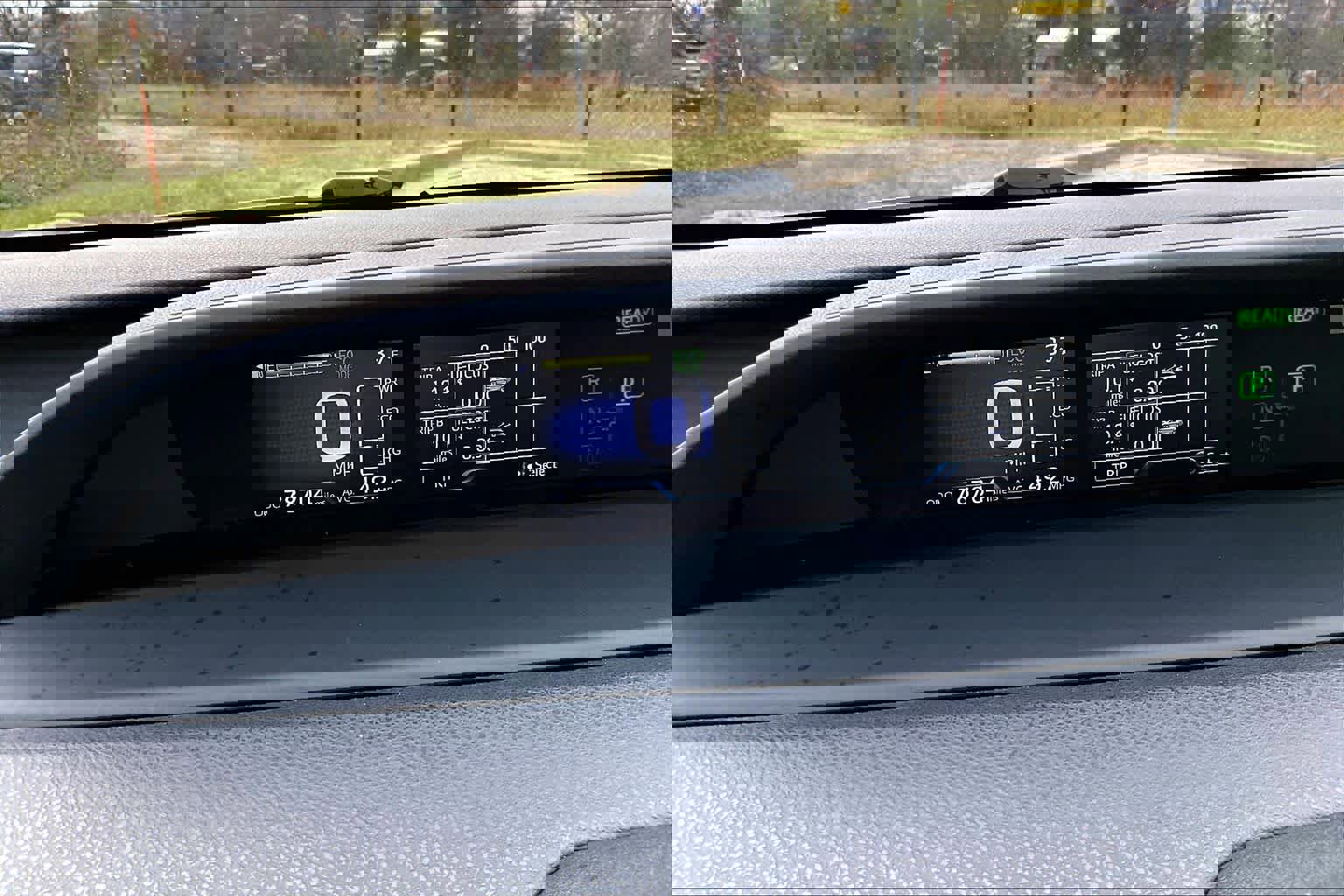 Used 2019 Toyota Prius LE image 25