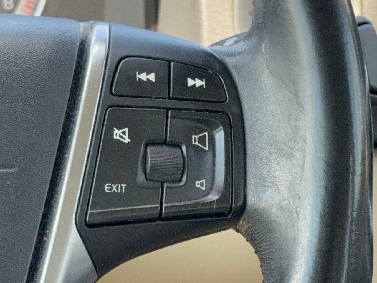 Used 2013 Volvo S60 T5 FWD image 19