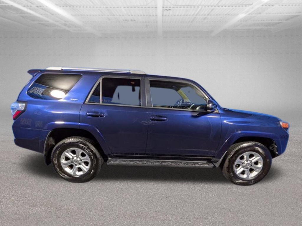 Used 2017 Toyota 4Runner SR5 Premium AWD/4WD image 4