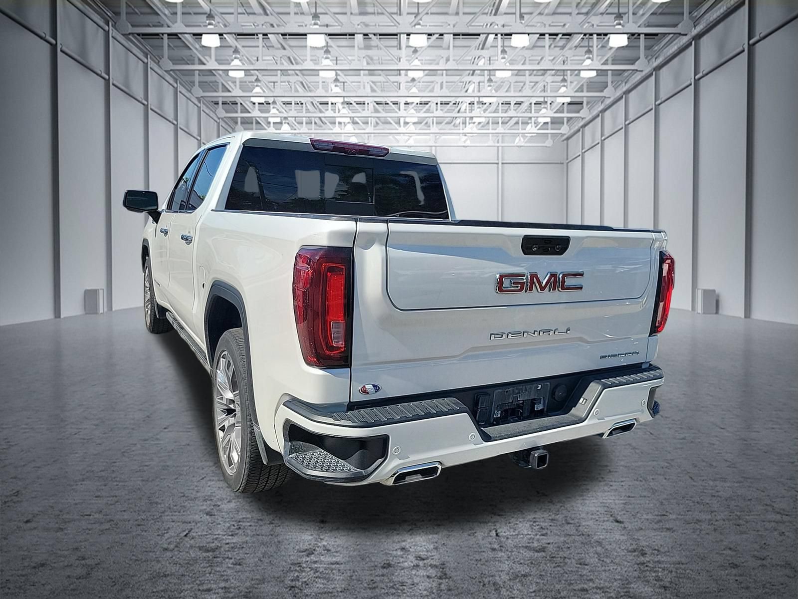 Used 2023 GMC Sierra 1500 Denali w/ Denali Reserve Package AWD/4WD image 15