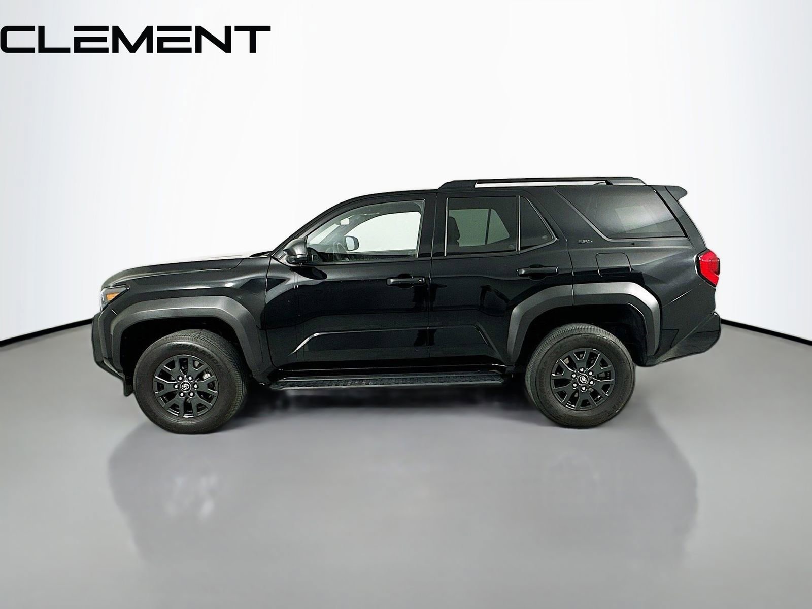 Used 2025 Toyota 4Runner SR5 AWD/4WD image 6