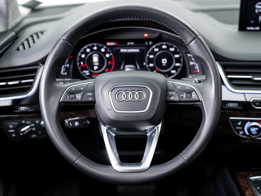 Used 2018 Audi Q7 3.0T Prestige AWD/4WD image 12