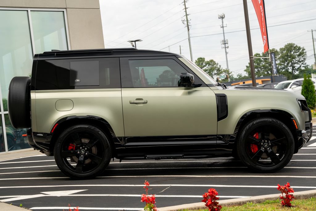 Used 2022 Land Rover Defender 90 X AWD/4WD image 12