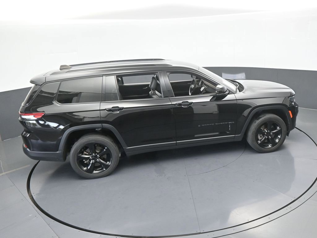 Used 2023 Jeep Grand Cherokee L Laredo image 49