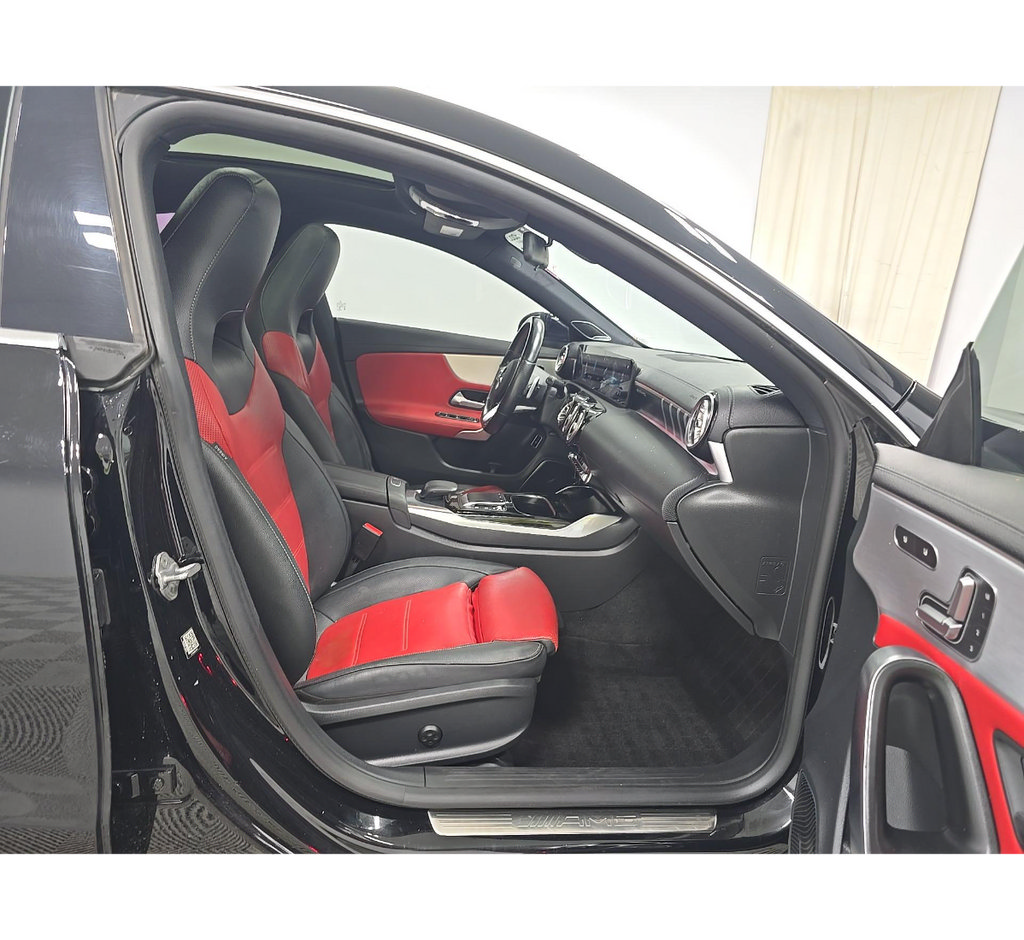 Used 2021 Mercedes-Benz CLA 35 AMG 4MATIC image 9