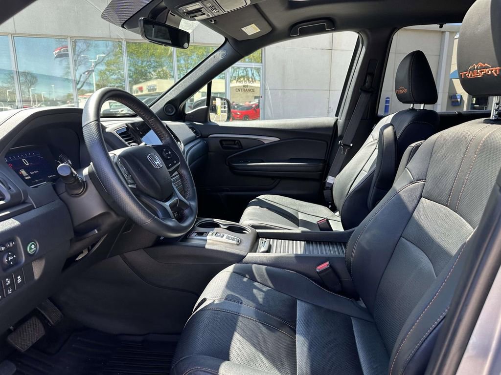 Certified 2022 Honda Passport TrailSport image 13
