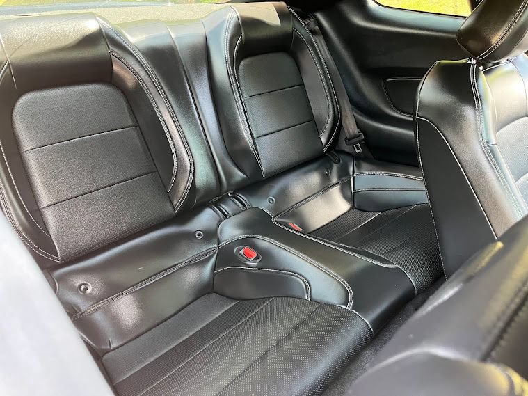 Used 2021 Ford Mustang GT Premium w/ Equipment Group 401A RWD image 40