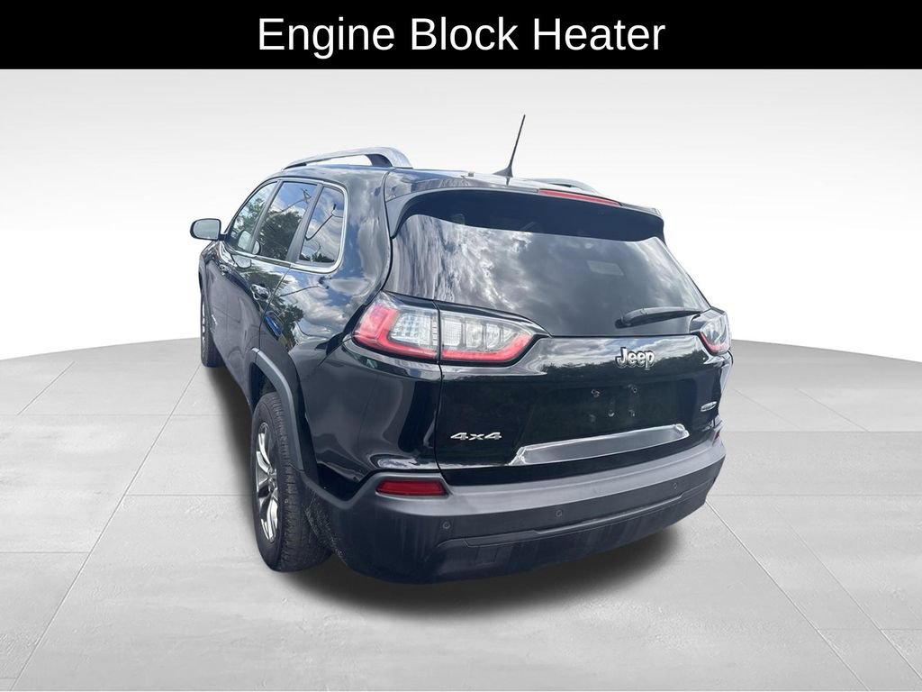 Used 2019 Jeep Cherokee Latitude Plus w/ Cold Weather Group AWD/4WD image 6