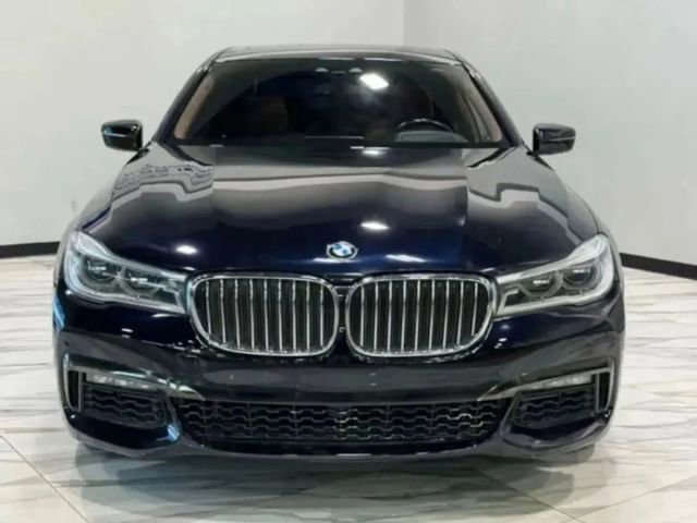 Used 2018 BMW 750i xDrive image 42