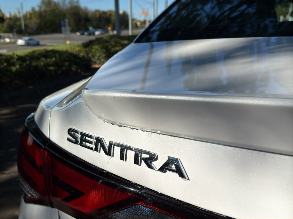 New 2025 Nissan Sentra SR image 14