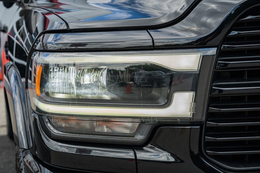 Used 2019 RAM 2500 Laramie AWD/4WD image 12