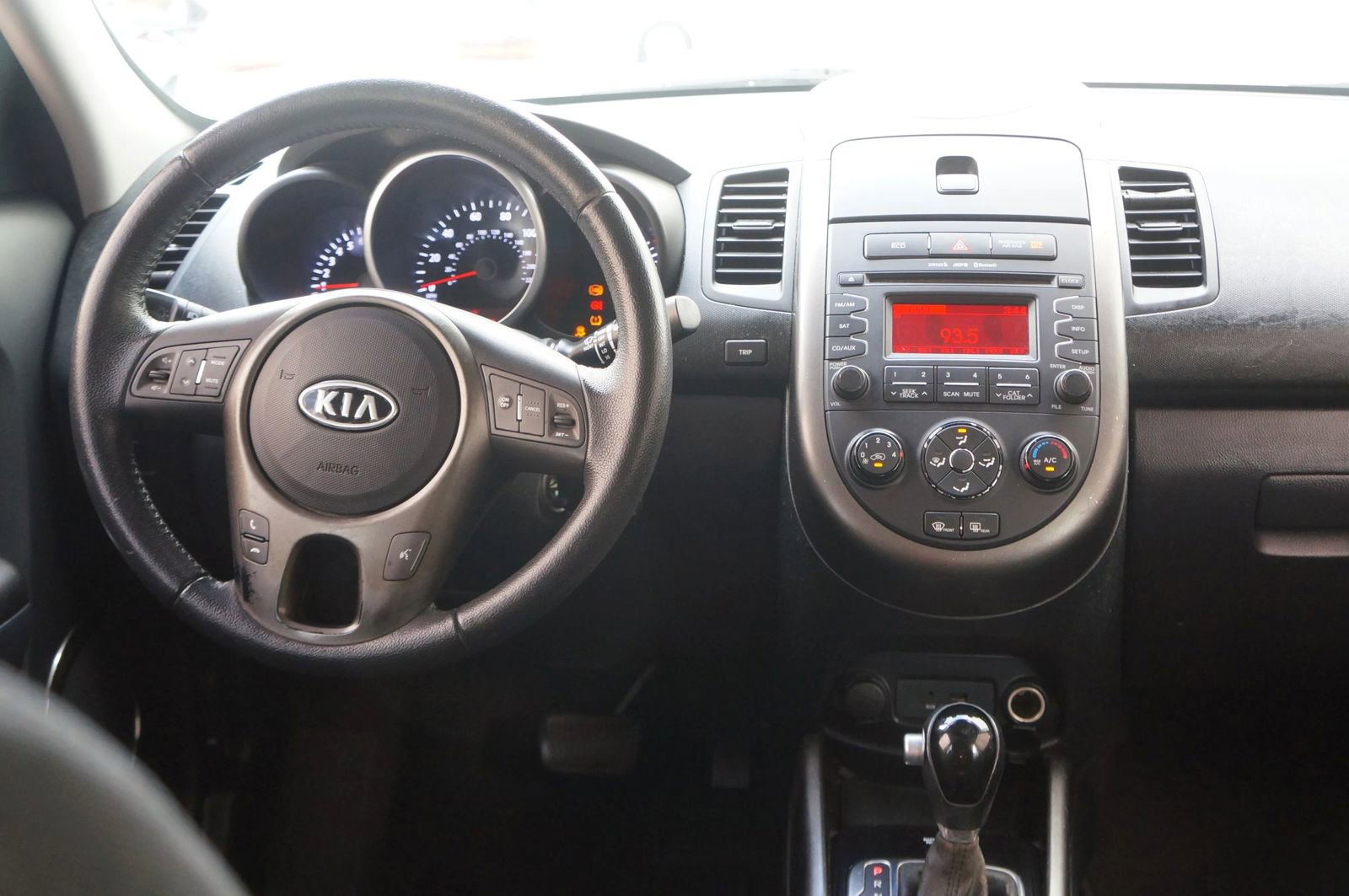 Used 2012 Kia Soul + FWD image 31
