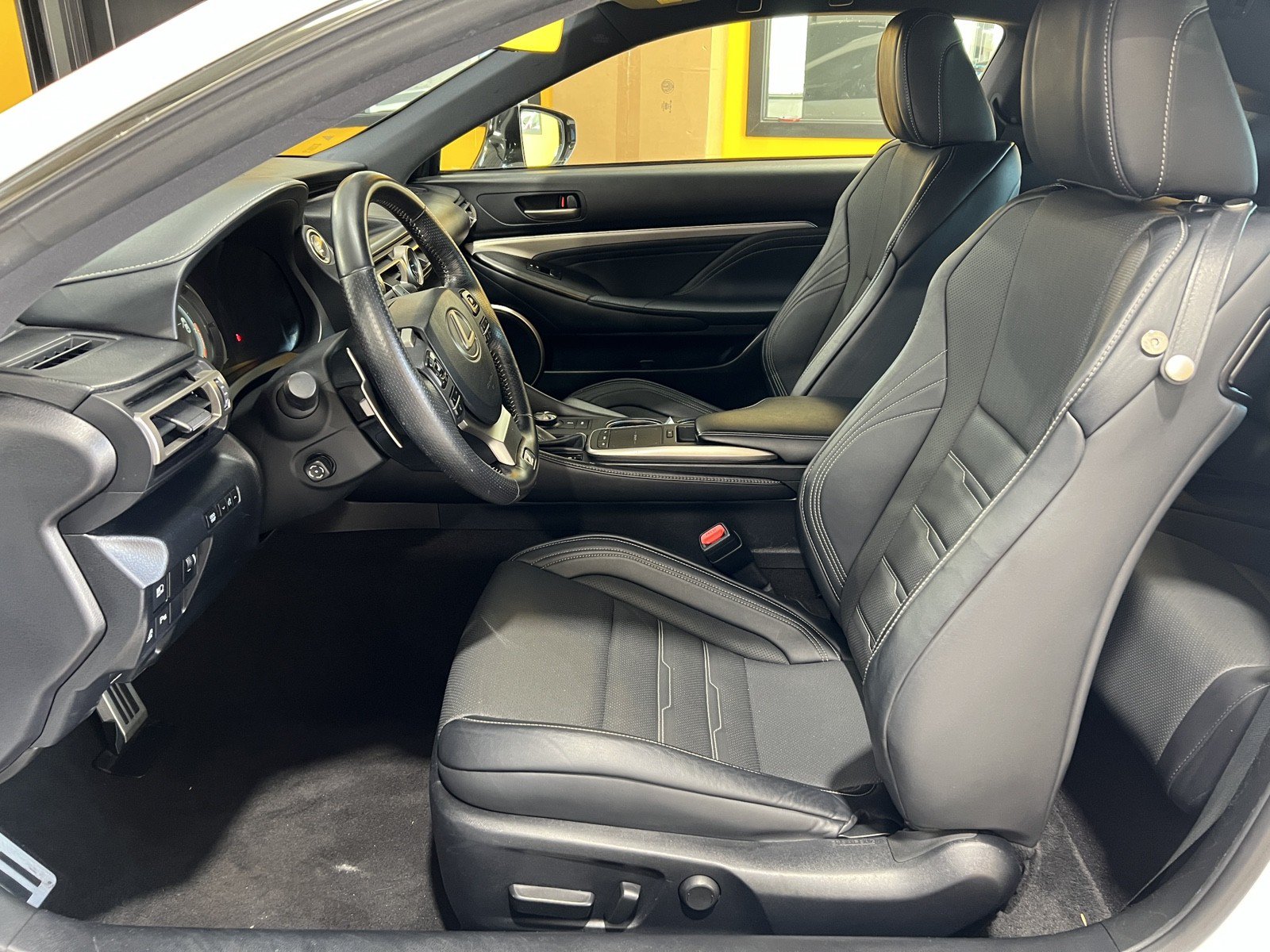 Used 2019 Lexus RC 350 F Sport w/ Accessory Package RWD image 15