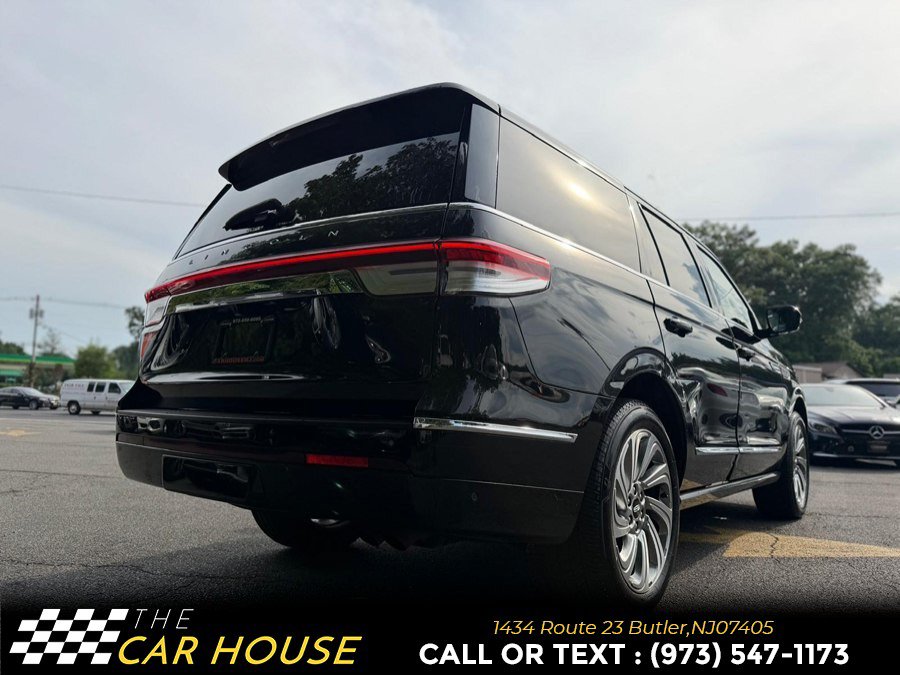Used 2024 Lincoln Navigator Reserve AWD/4WD image 7