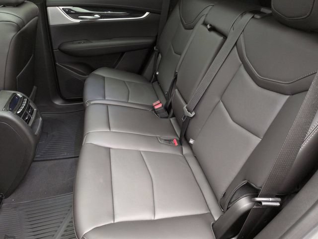 Used 2026 Cadillac XT5 Premium Luxury w/ LPO, ONYX Package AWD/4WD image 22