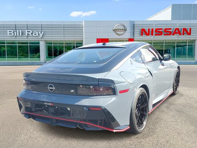 Certified 2024 Nissan Z Performance w/ Floor Mat Package RWD image 4