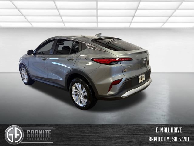 Used 2025 Buick Envista Preferred w/ Convenience I Package image 3