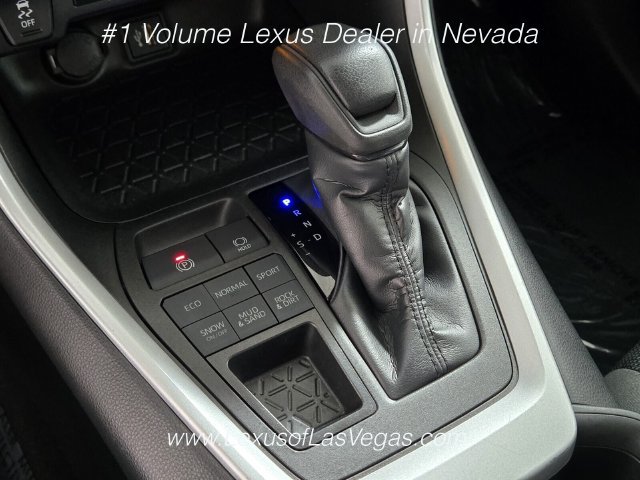 Used 2023 Toyota RAV4 LE AWD/4WD image 38