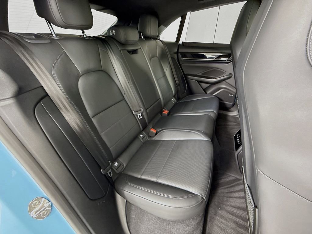 Certified 2024 Porsche Macan 4 Electric image 28
