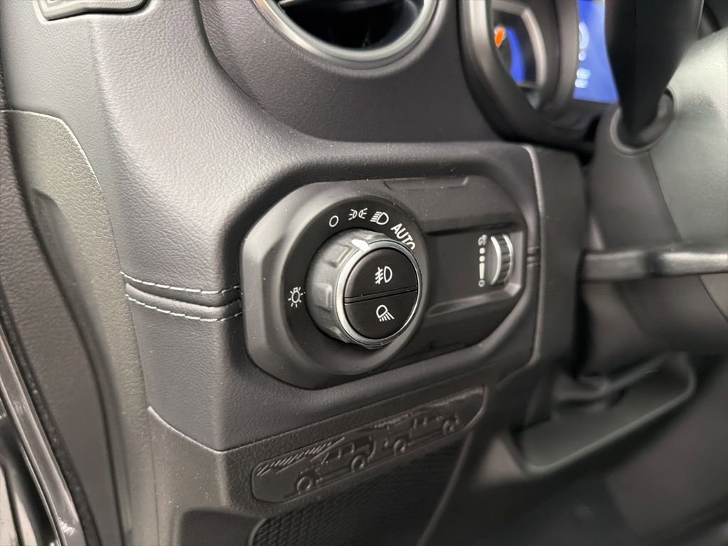 New 2026 Jeep Gladiator Sport image 16