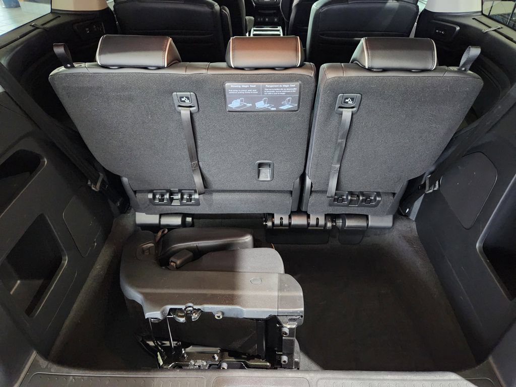 New 2026 Honda Odyssey Touring image 11