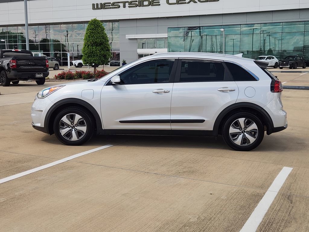 Used 2019 Kia Niro EX w/ Paint Protection Film Package image 4