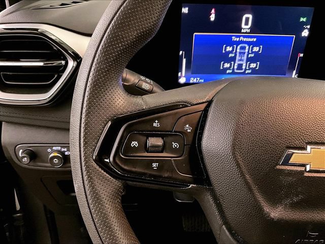 Used 2024 Chevrolet TrailBlazer LT FWD image 17
