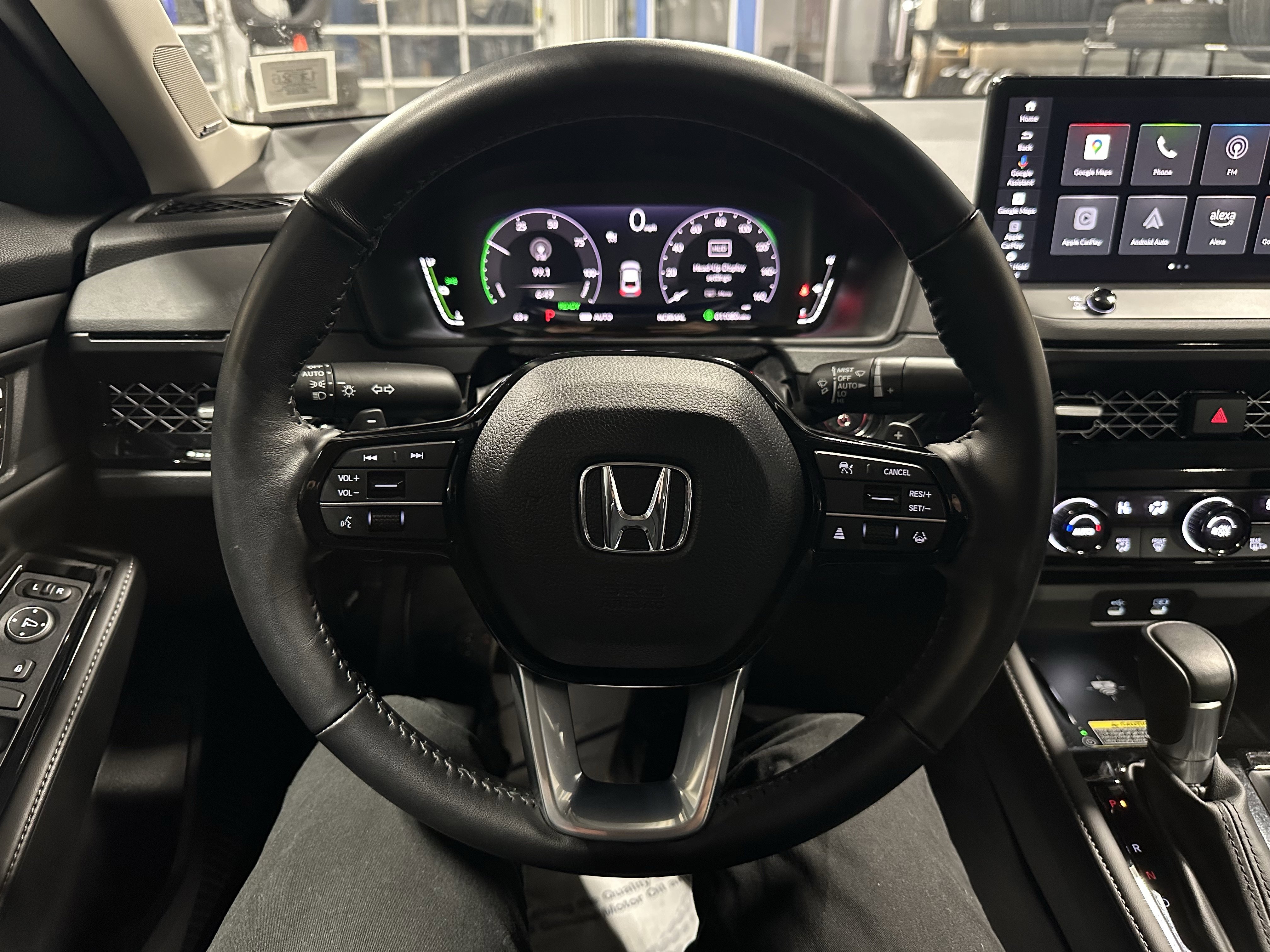 Used 2023 Honda Accord Touring image 8