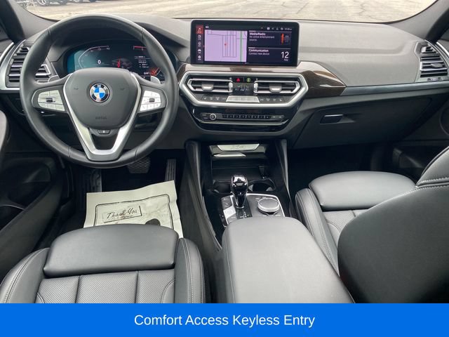 Used 2025 BMW X4 xDrive30i AWD/4WD image 5