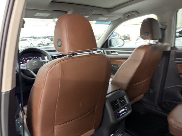 Certified 2023 Volkswagen Atlas SEL R-Line AWD/4WD image 20