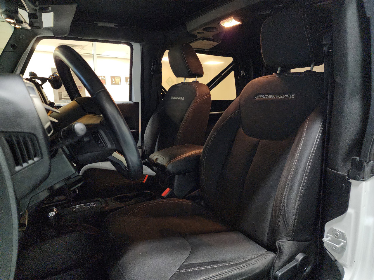 Used 2018 Jeep Wrangler Sport image 15