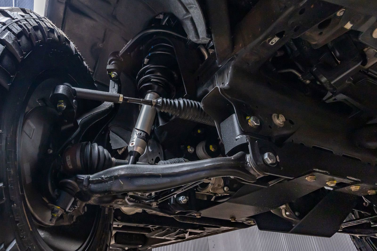 Used 2023 Chevrolet Silverado 1500 LT w/ Z71 Off-Road Package image 13