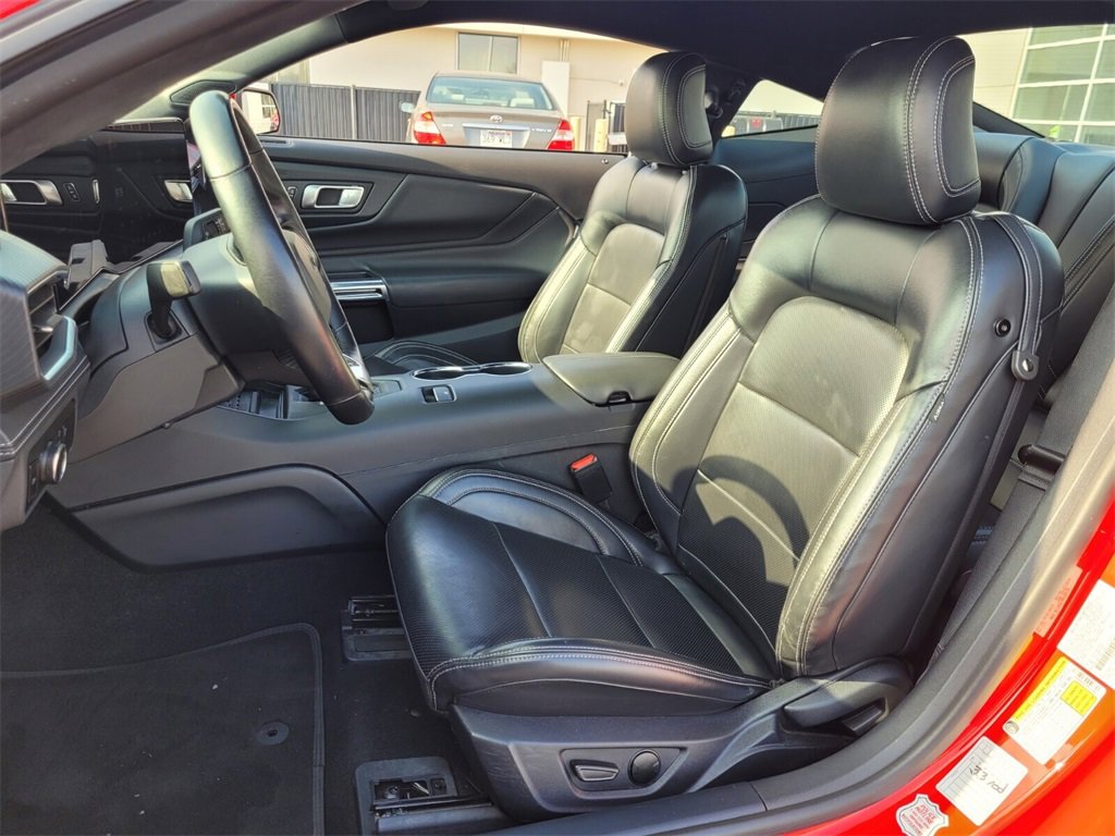 Used 2024 Ford Mustang Premium image 6