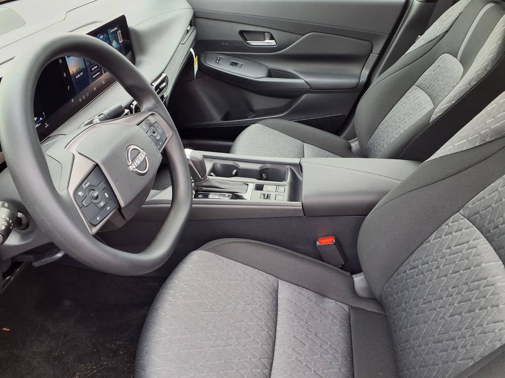 New 2026 Nissan Sentra SV w/ SV Convenience Package FWD image 14