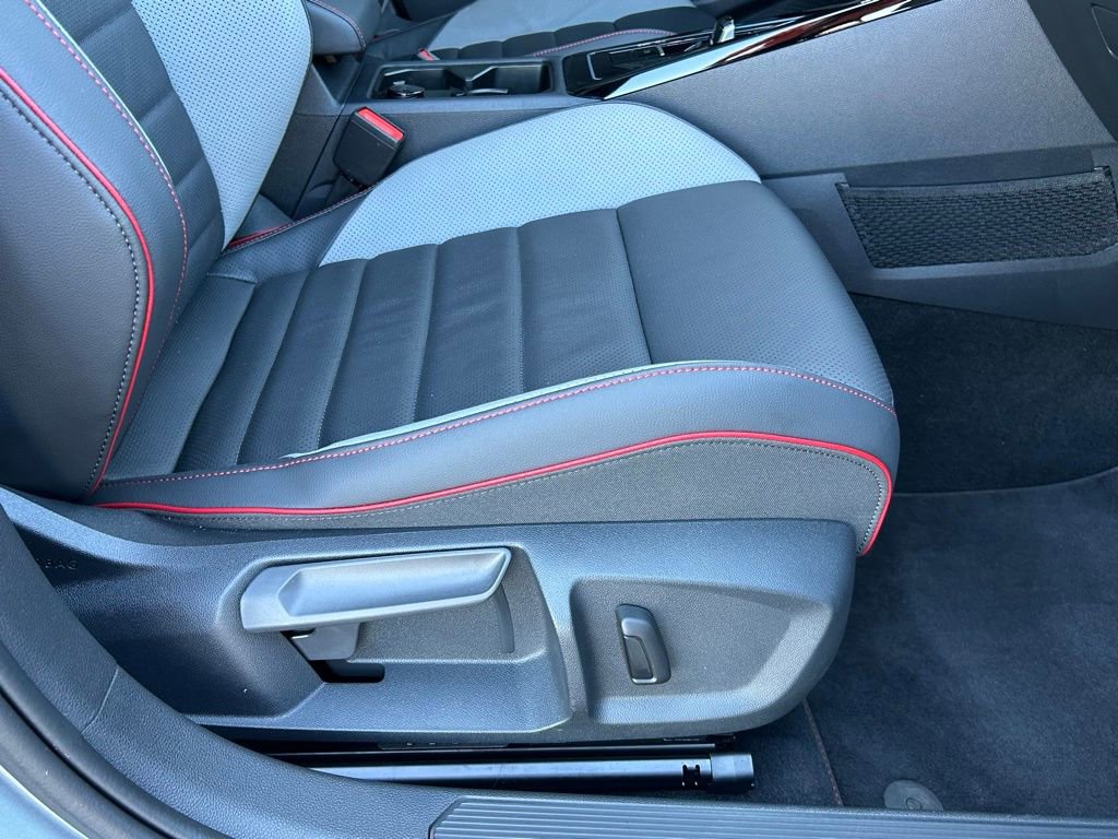 Used 2025 Volkswagen GTI SE w/ SE Leather Seating Package image 44