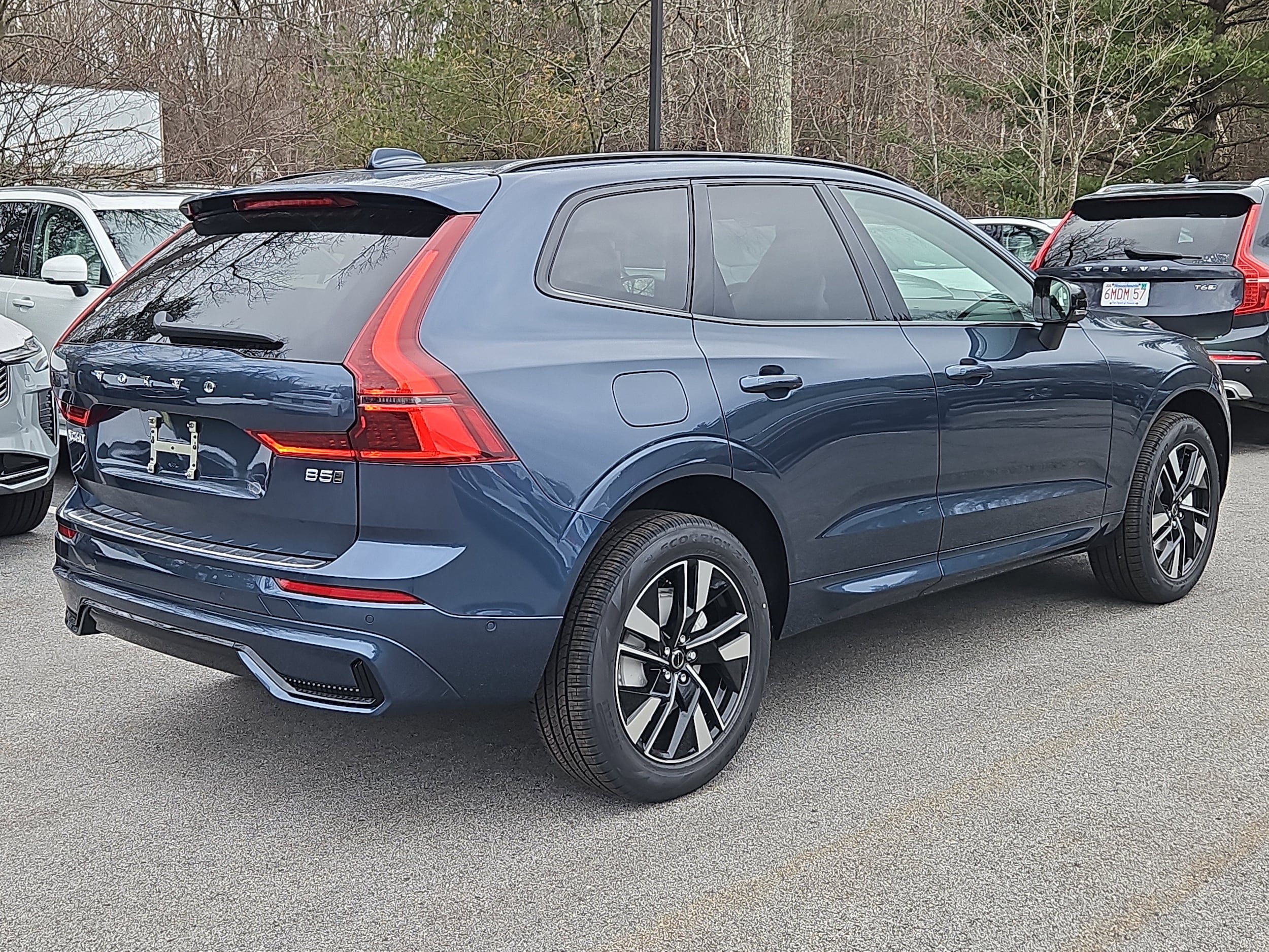 New 2026 Volvo XC60 B5 Plus w/ Protection Package Premier AWD/4WD image 2