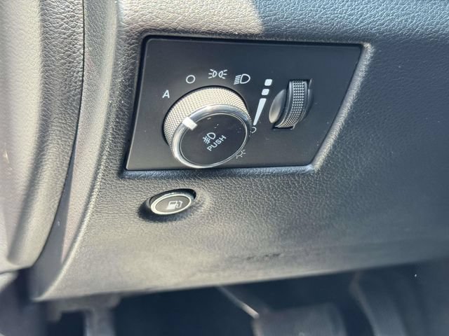 Used 2020 Jeep Grand Cherokee Limited AWD/4WD image 23