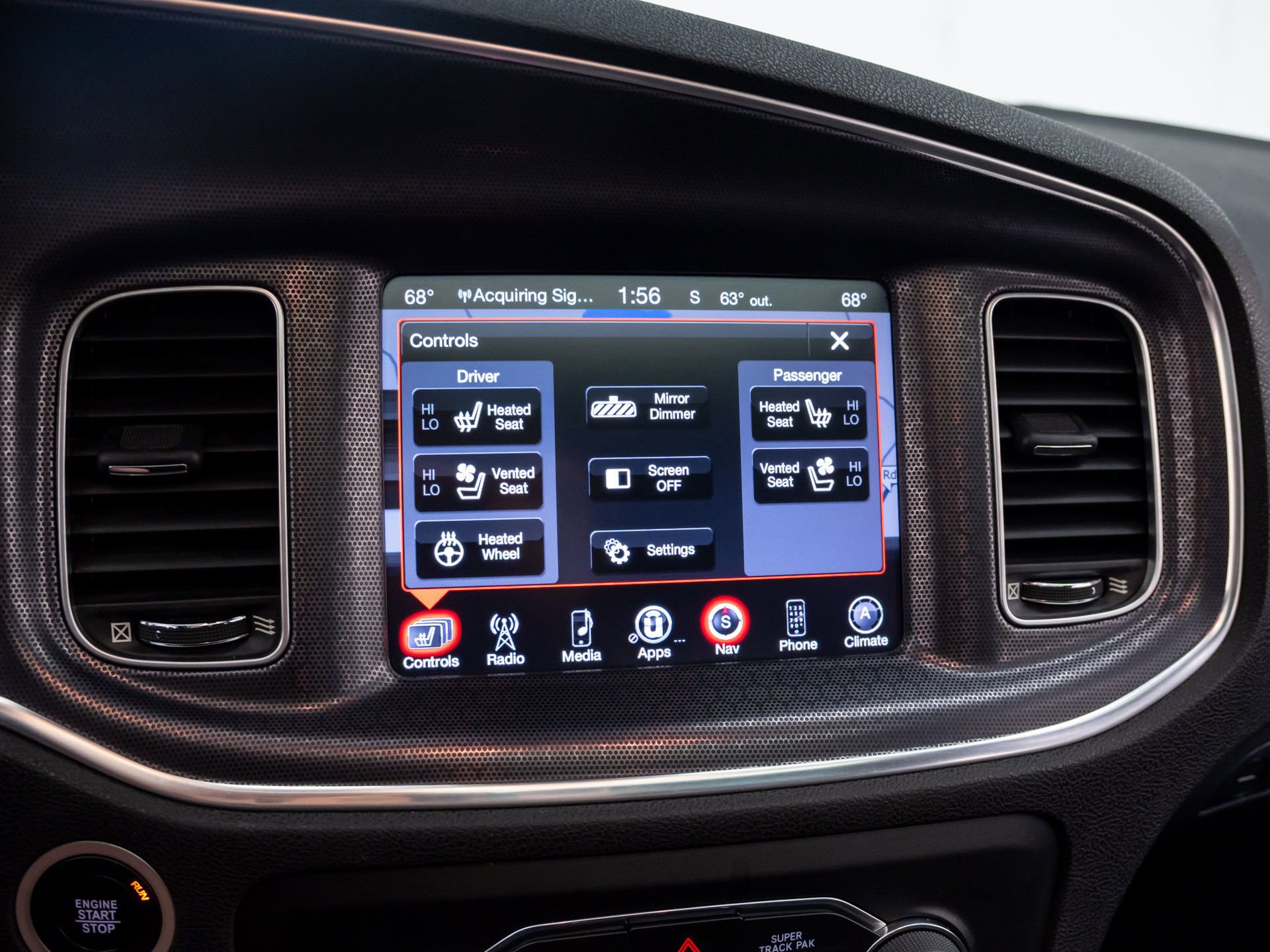 Used 2016 Dodge Charger R/T Scat Pack w/ Technology Group image 25