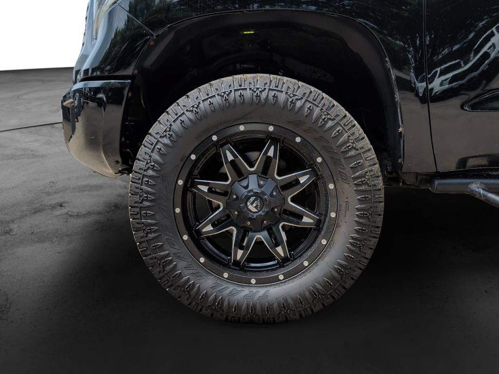 Used 2018 Toyota Tundra Platinum AWD/4WD image 9