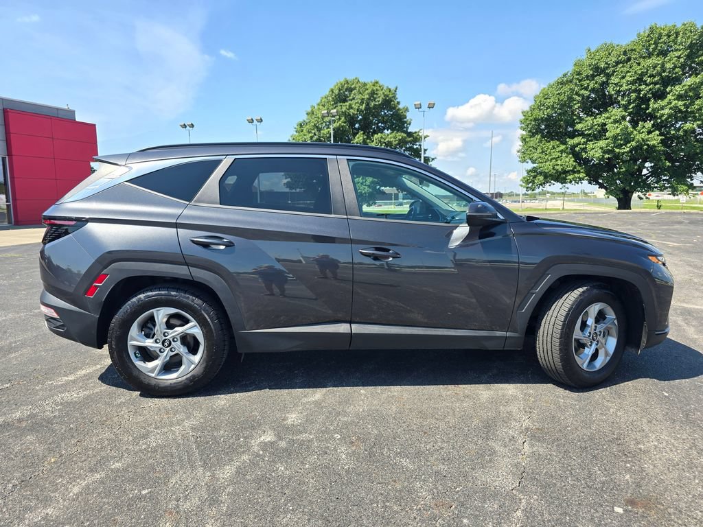 Used 2022 Hyundai Tucson SEL FWD image 16