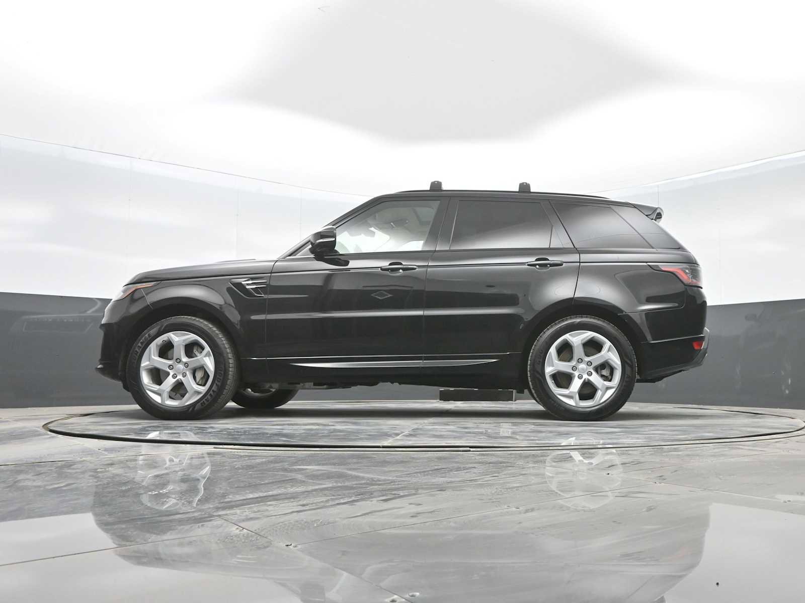 Used 2018 Land Rover Range Rover Sport HSE image 24