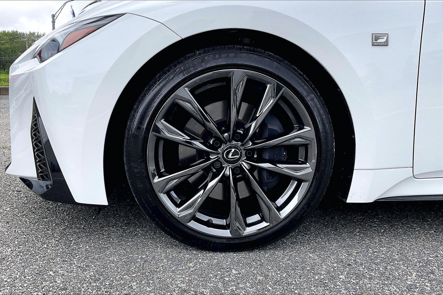 Used 2025 Lexus IS 350 F Sport w/ Navigation Package RWD image 9
