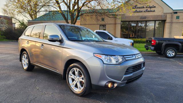 Used 2014 Mitsubishi Outlander SE FWD image 12